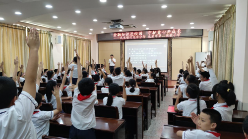 中国民生银行龙岩分行开展金融知识进校园主题宣教活动