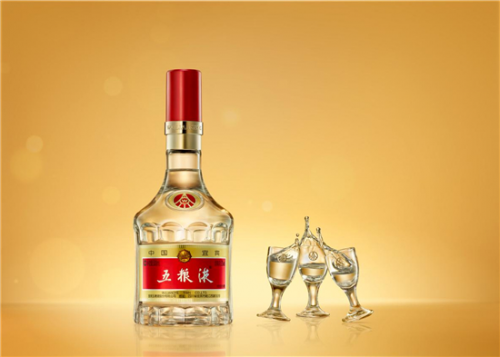 爆竹声声辞旧岁浓香五粮敬和美