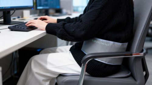 温润护腰，舒适随行：百兰康玉护智热腰带的好用真相